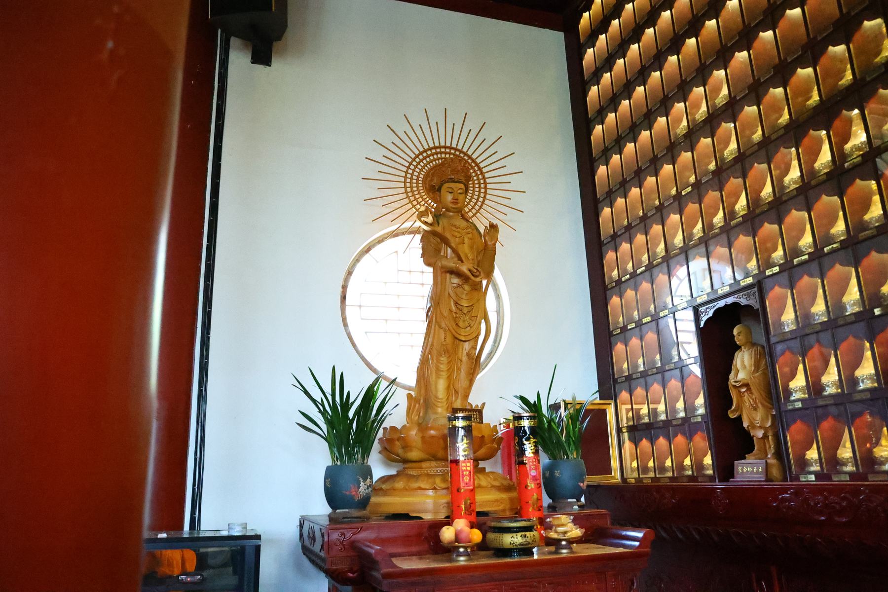 《 寺院·大雄宝殿 》更多图片 5