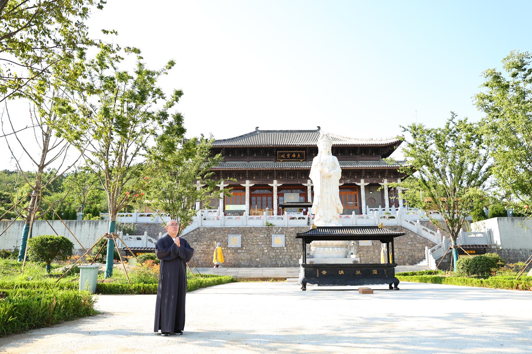 《 法师风采 》更多图片 15