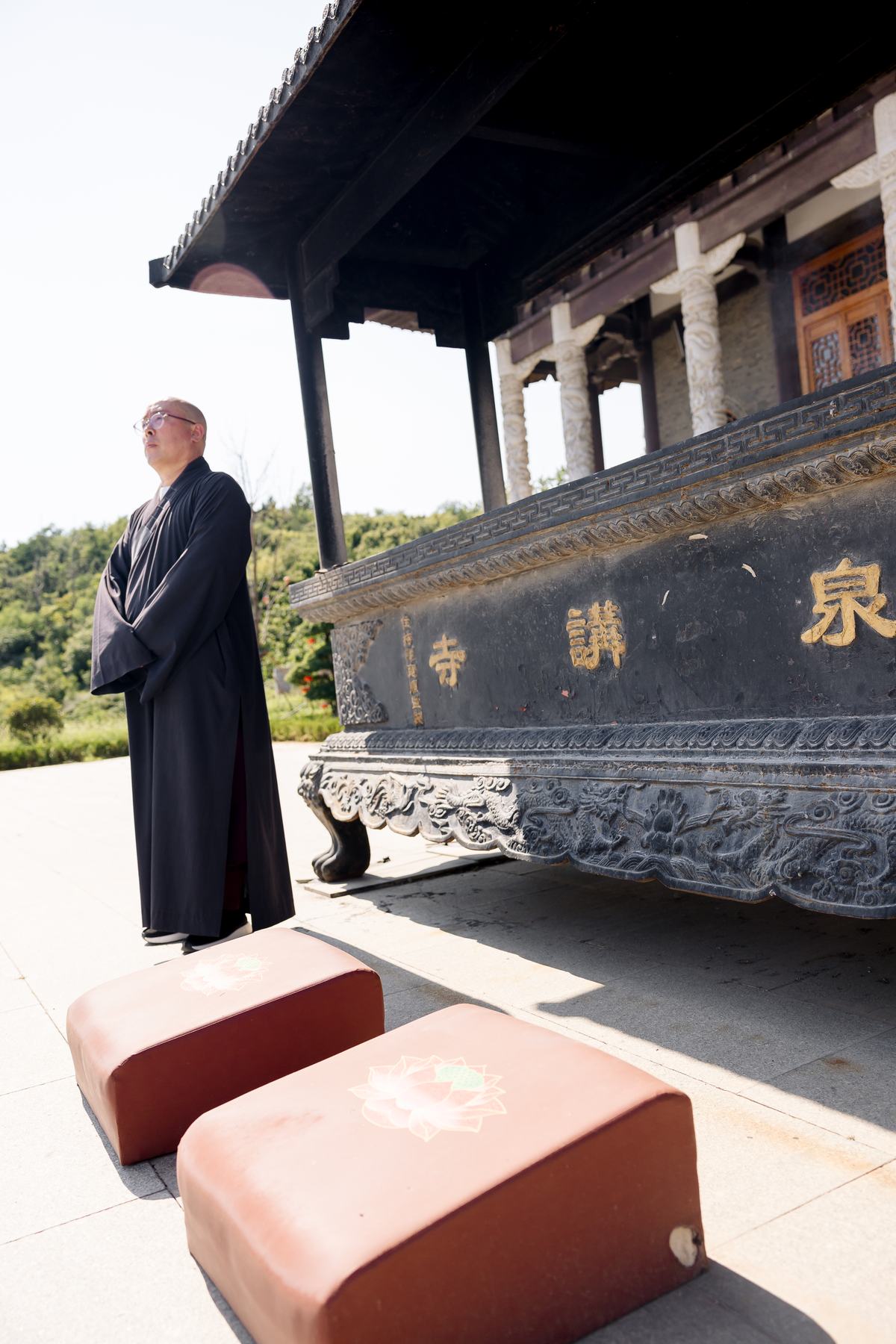 《 寺院人物 》更多图片 7